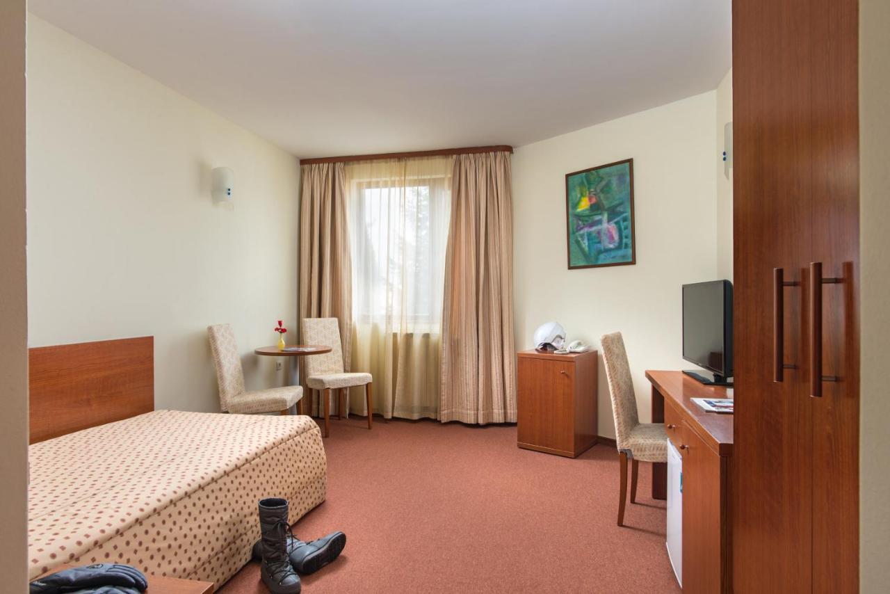 Hotel Pirin Bansko Bagian luar foto