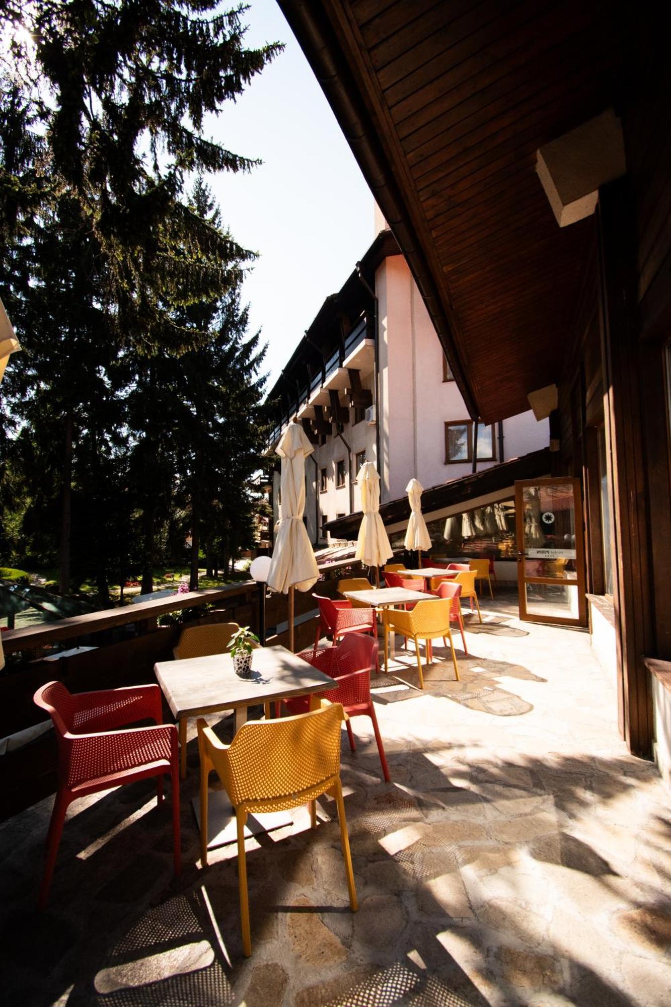 Hotel Pirin Bansko Bagian luar foto